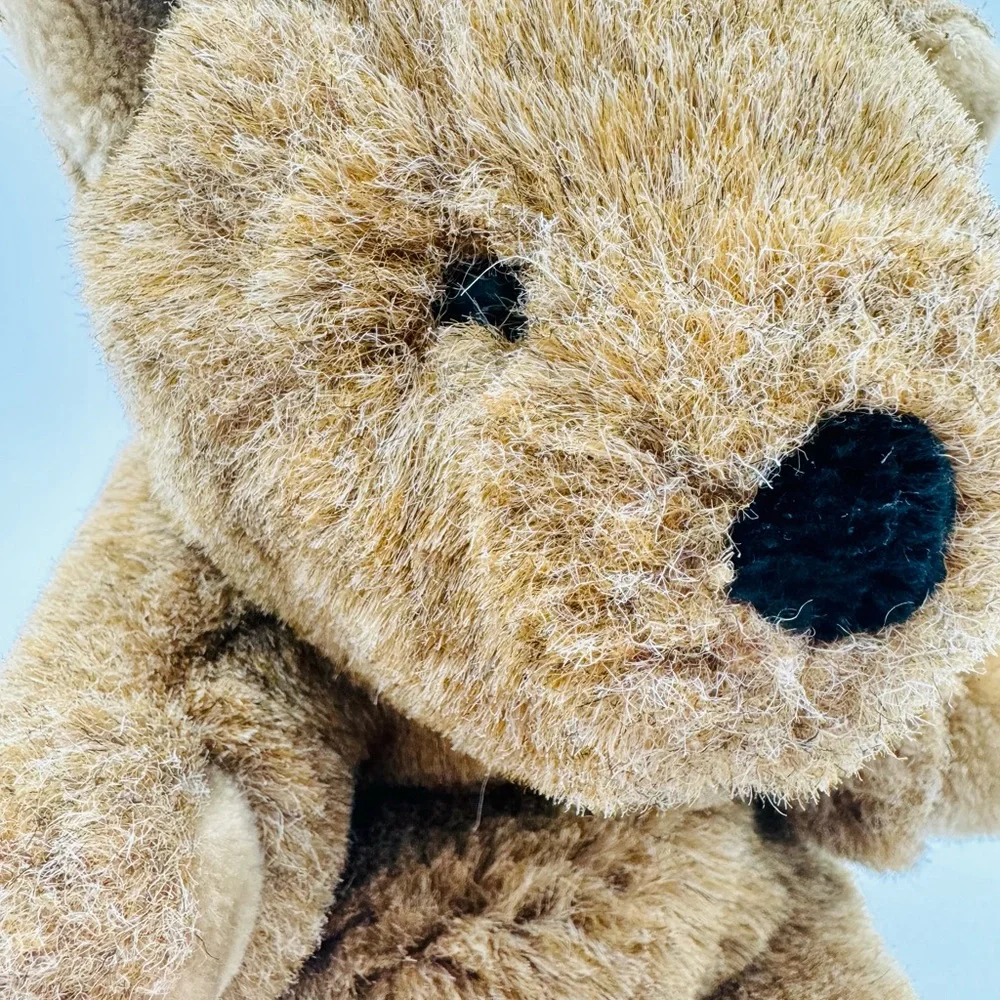 Vintage 1982 GUND Soft Brown Plush Sitting Teddy Bear 9” Tall EUC‎